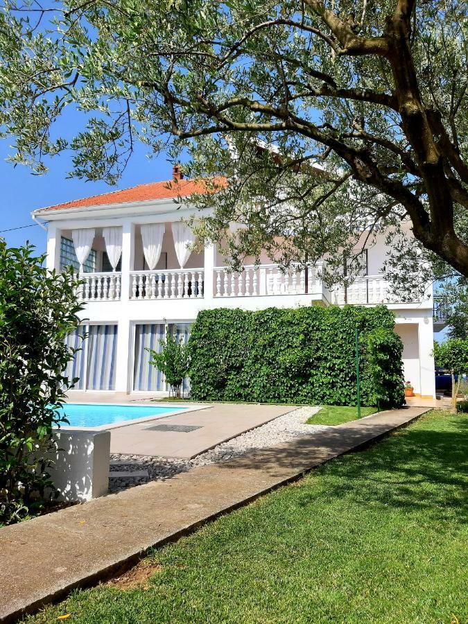 Holiday Home Villa Emma Debeljak Exterior foto